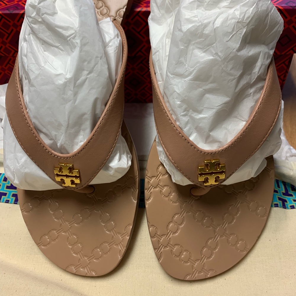 NIB Tory Burch Monroe thong sandal